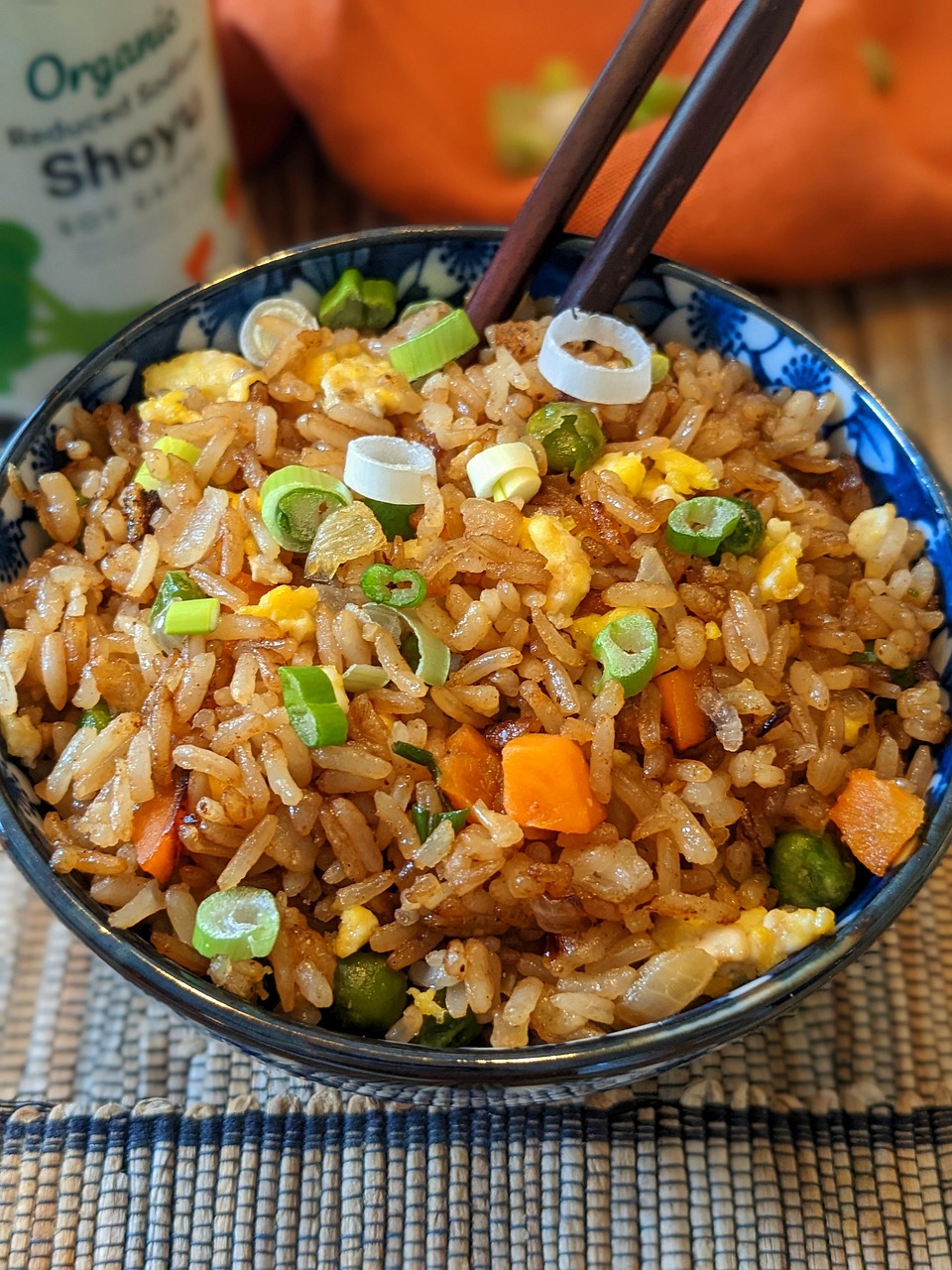 O Arroz: Um Grão Essencial na Mesa Global e Brasileira